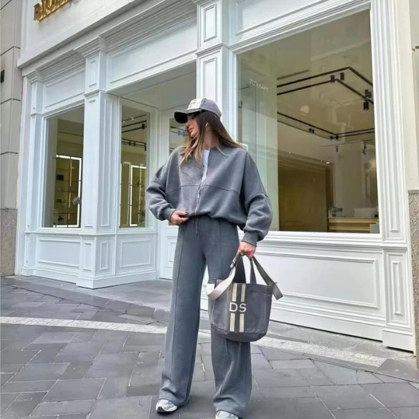 VIENNA COMFY TRACKSUIT